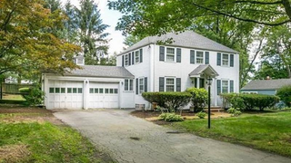 Wealthy Dad Who Bought Harvard Fencing Coach's House Insists It Had Nothing To Do With His Son Getting Into Harvard